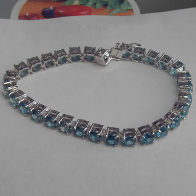 Fine 18 KT White Gold Blue Zircon Tennis Bracelet Litnon.com