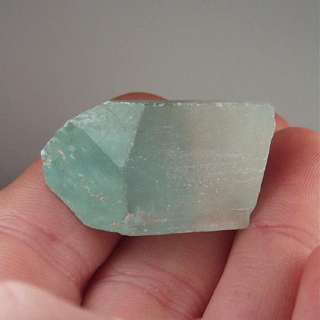Teminated Spodumene Kunzite Hiddenite Crystal 90 ct  Litnon.com