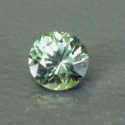 NR Quality and Sparkle Demantoid Garnet  Litnon.com