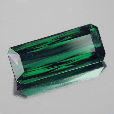 Color Scissors Cut Green Tourmaline Namibia 7.87ct  Litnon.com