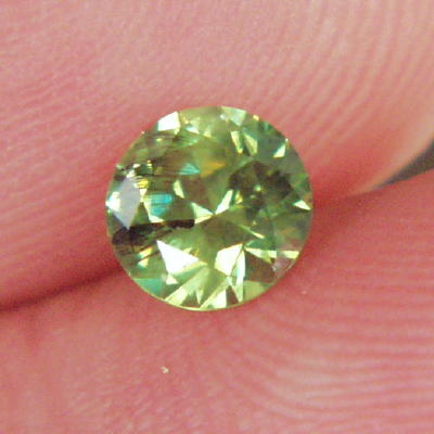 Top Cut Old Mine Russian Demantoid Garnet 1.09 ct  Litnon.com