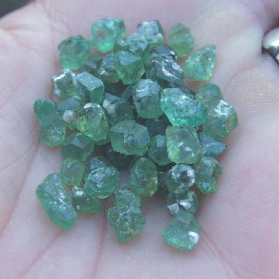 Premium Demantoid Garnet Facet Rough Lot 107 ct  Litnon.com