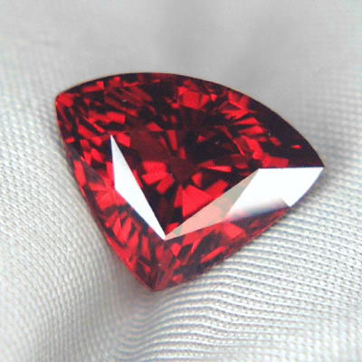 Cut and Color Red Fire Spessartite Garnet 5.71 ct  Litnon.com