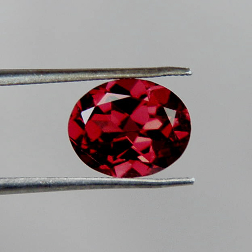 Top Cut Red Pink Orissa Rhodolite Garnet 3.16 ct  Litnon.com