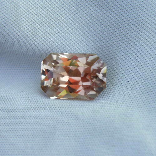 Ultra Rare Top Cut Russian Precious Topaz 4.66 ct  Litnon.com