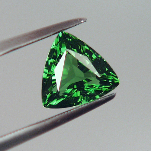 Special Green Tourmaline Trillion Nigeria 2.00 ct  Litnon.com