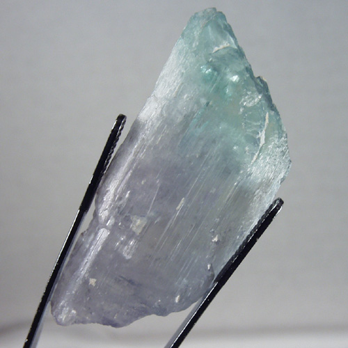 Bi Color Spodumene Kunzite Hiddenite Crystal 225ct  Litnon.com