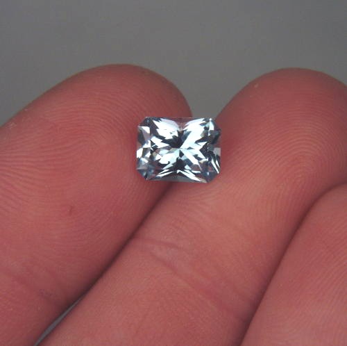 NR Top Cut Natural Color Blue Topaz 2.38 ct  Litnon.com