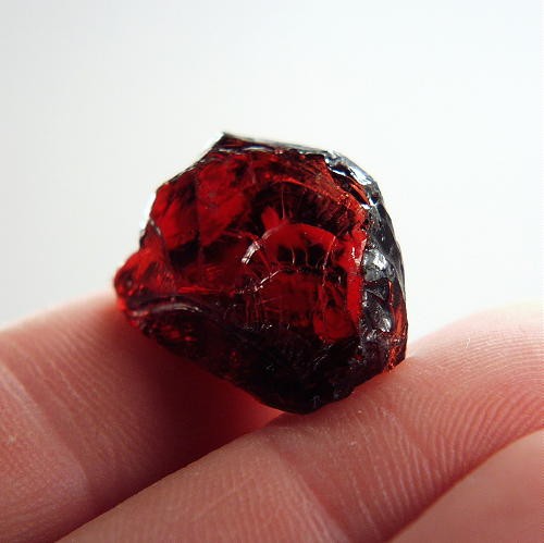 Quality Big Malaya Malaia Garnet Facet Rough 30.28 ct Litnon.com