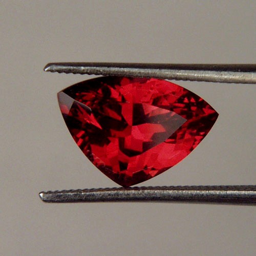 USA Cut Pink - Red Umba Valley Rhodolite Garnet  Litnon.com