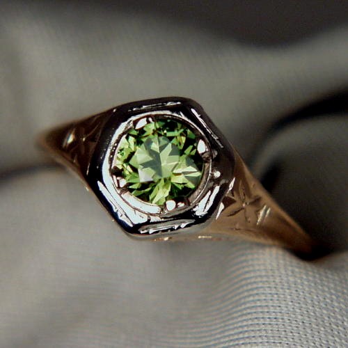 Antique 18kt Gold Russian Demantoid Garnet Ring  Litnon.com