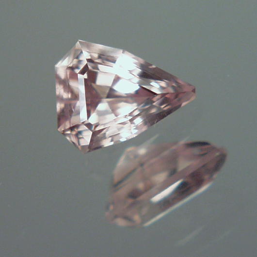  USA Cut Ultra Rare Color Change Diaspore Turkey  Litnon.com