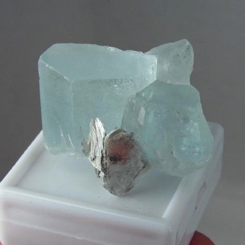 Terminated Aquamarine Beryl Crystal Specimen Pakistan  Litnon.com