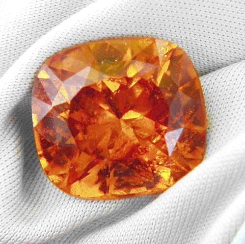 Huge Mandarin Orange Grossular Garnet 12.08 ct  Litnon.com