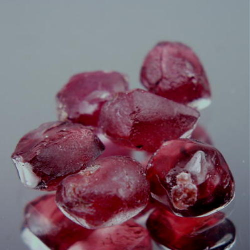 Quality Rhodolite Garnet Facet Rough Tanzania  Litnon.com