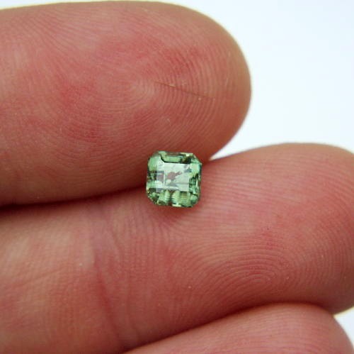 Top USA Cut Demantoid Garnet Namibia 1.31ct  Litnon.com