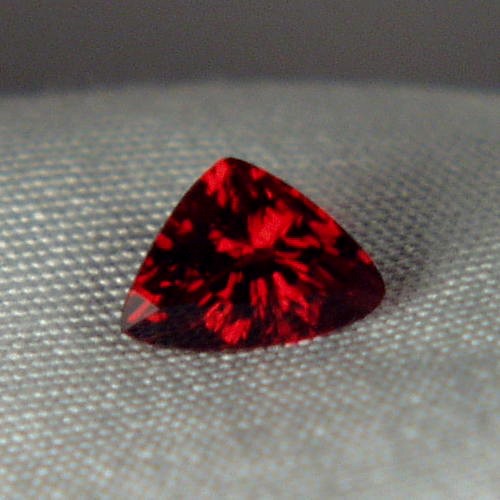 Deep Blood Red South East Asia Spinel  Litnon.com