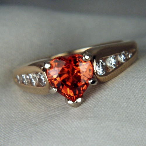 Beautiful Mandarin Garnet 14 kt Diamond Ring  Litnon.com