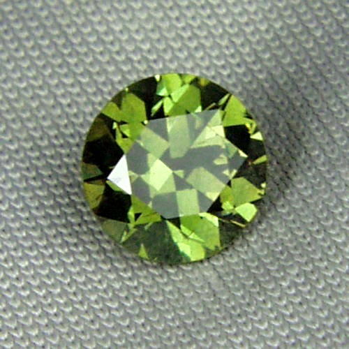 Brilliant Quality Color Change Russian Demantoid Garnet Litnon.com