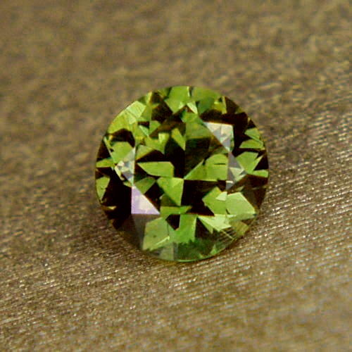 Brilliant Quality Color Change Russian Demantoid Garnet Litnon.com