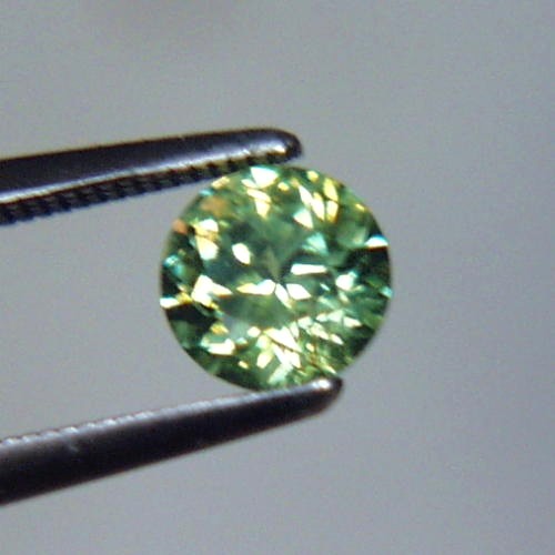 NR Extreme Fire Old Mine Russian Demantoid Garnet  Litnon.com