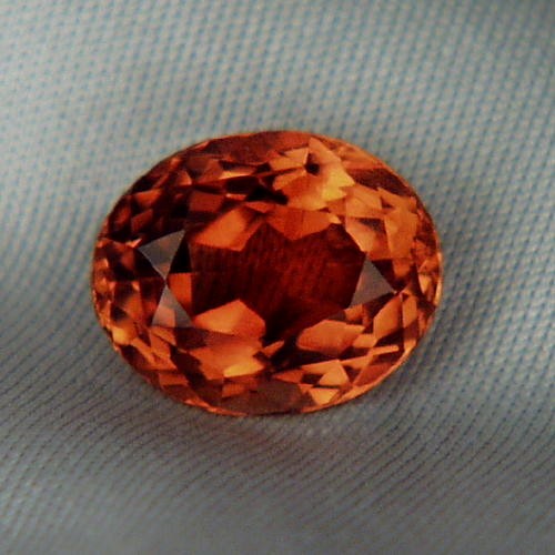 Ultra Rare Russian Imperial Topaz 5.14 ct  Litnon.com