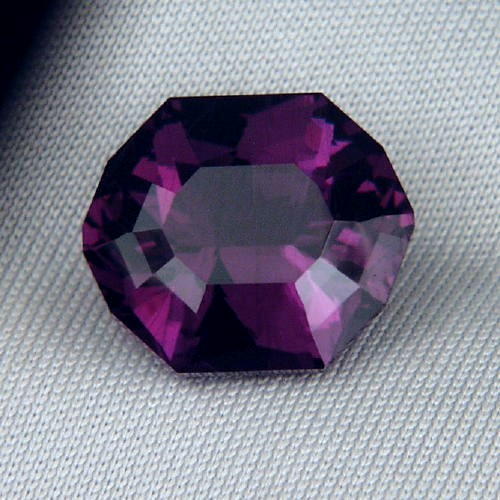 Blue to Purple Pink Color Change Garnet 7.09 ct  Litnon.com