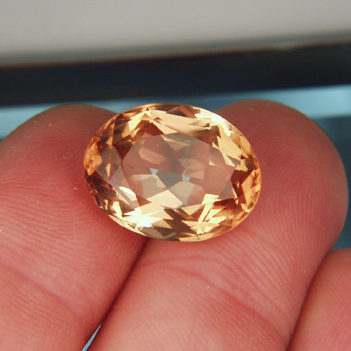 Ultra Rare Russian Imperial Topaz 16 ct  Litnon.com