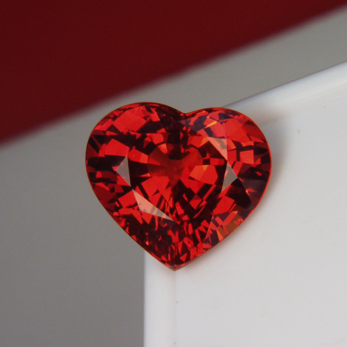 Huge Premium Quality Mandarin Spessartite Garnet 18.76 Carats Litnon.com