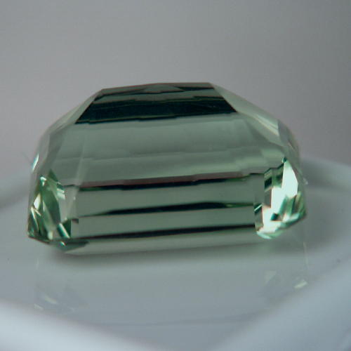 Top Cut Big and Bright Golden Beryl 8.80 ct  Litnon.com