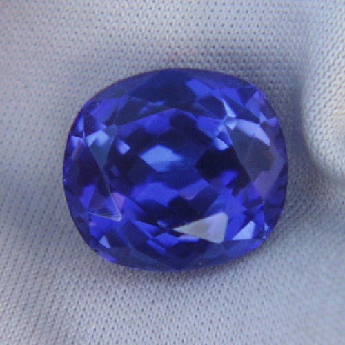 Color and Quality Cushion Cut Blue Tanzanite 7.01ct  Litnon.com