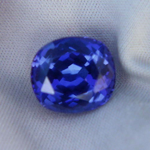 Color and Quality Cushion Cut Blue Tanzanite 7.01ct  Litnon.com