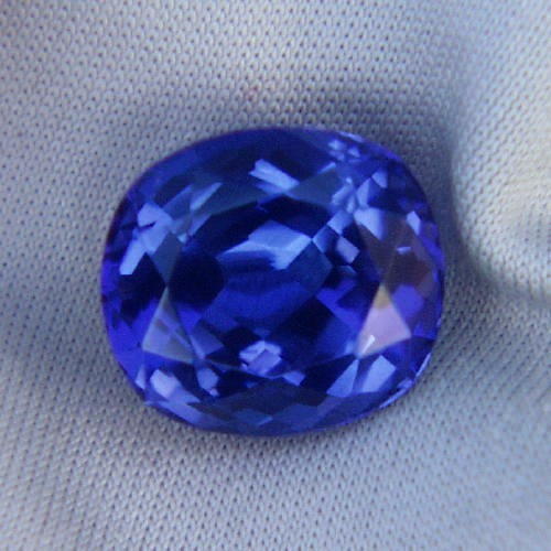 Color and Quality Cushion Cut Blue Tanzanite 7.01ct  Litnon.com
