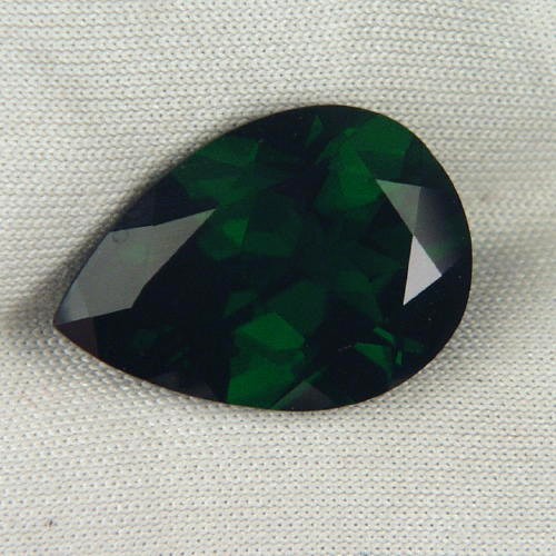 Huge Extreme Green Siberian Chrome Diopside 7.73ct  Litnon.com