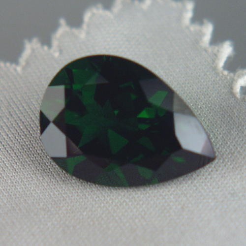 Huge Extreme Green Siberian Chrome Diopside 7.73ct  Litnon.com