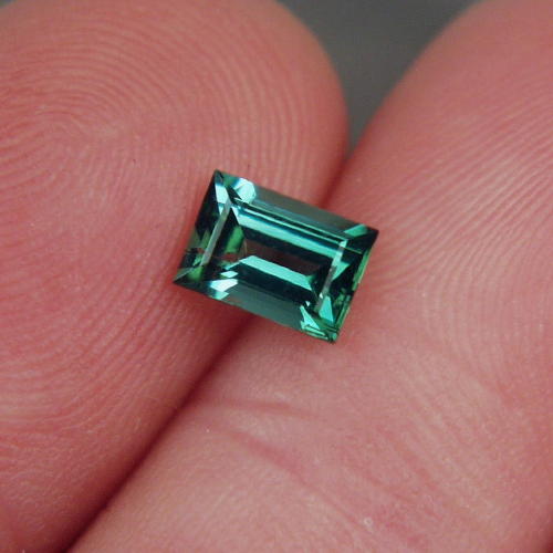 Bright Dichroic Blue Green Tourmaline Afghanistan  Litnon.com