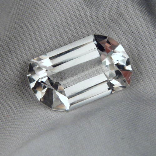 Top Cut White Triphane Spodumene Kunzite 12.68 ct  Litnon.com