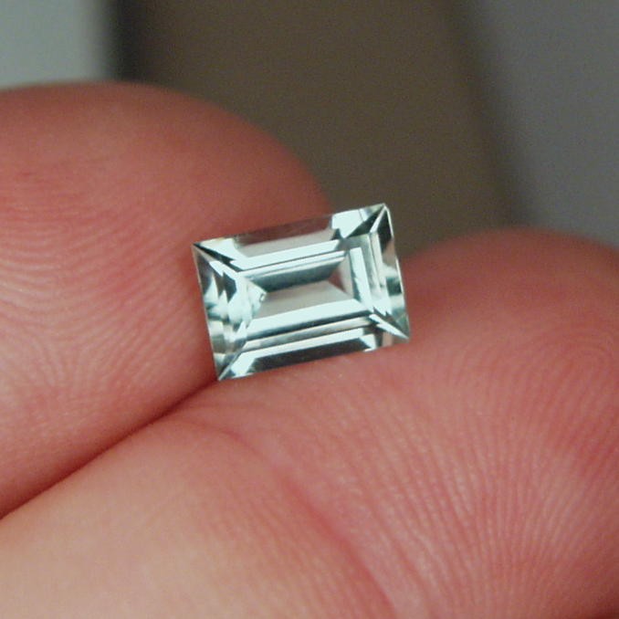 Top Cut and Bright Pastel Green Tourmaline Afghanistan GL Litnon.com