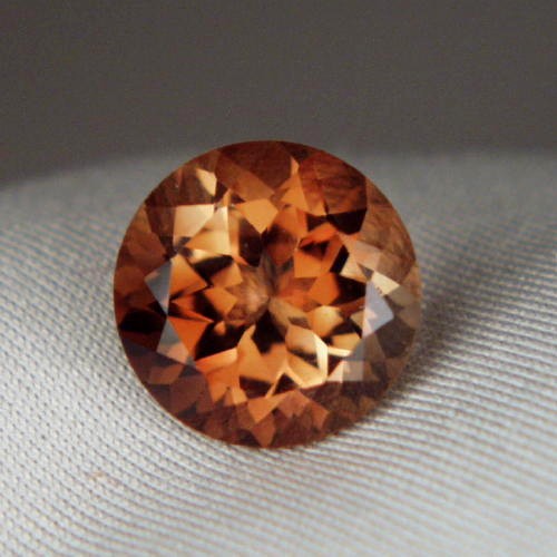 Nice Color And Cut Precious Topaz Pakistan 4.51 ct  Litnon.com
