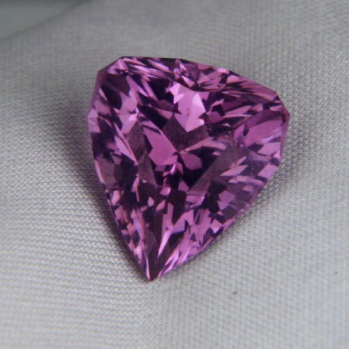 Beautiful Top Cut Natural Amethyst Sri Lanka 6.9ct  Litnon.com