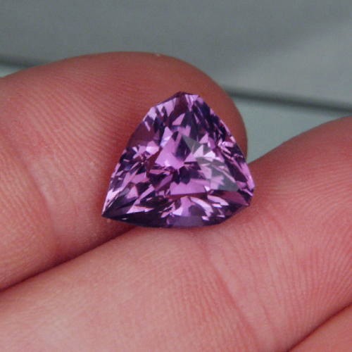Beautiful Top Cut Natural Amethyst Sri Lanka 6.9ct  Litnon.com