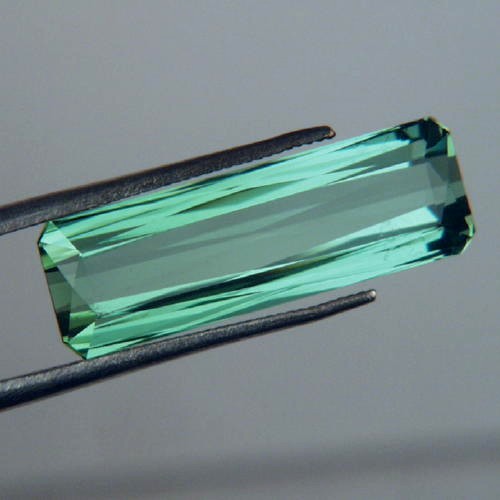 Bright Color Green Tourmaline Namibia 7.71 ct  Litnon.com
