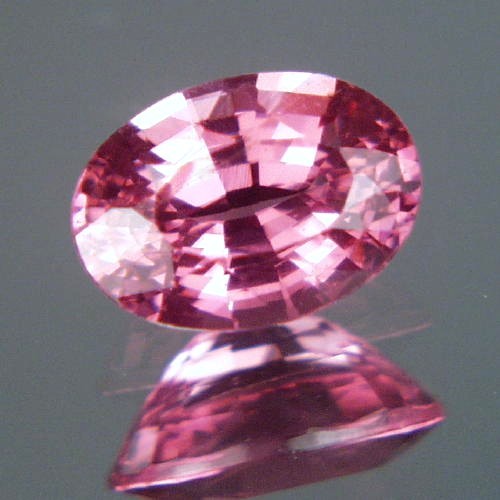 Big and Bright Pink Spinel Sri Lanka 3.36 ct  Litnon.com