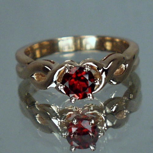 Ladies Rhodolite Garnet 14kt Gold Ring  Litnon.com