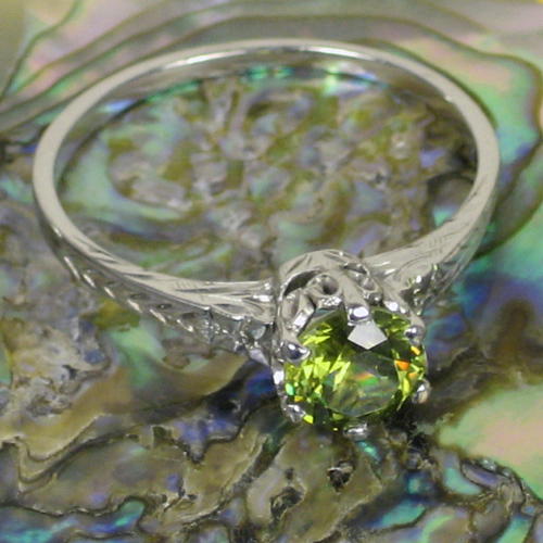 Antique 14kt White Gold Russian Demantoid Garnet Ring  Litnon.com
