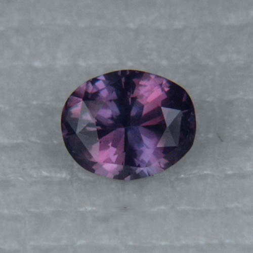 Strong Color Change and VS Russian Alexandrite 1.46ct  Litnon.com