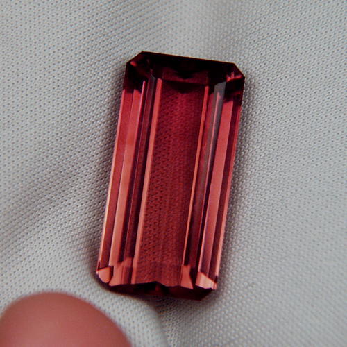 Big and Clean Red - Pink Brazil Tourmaline 12.28 ct  Litnon.com