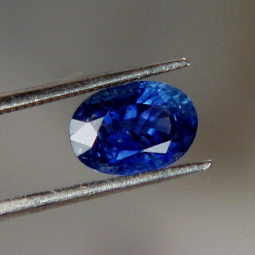 Fine Royal Blue Natural Ceylon Sapphire 1.44 ct  Litnon.com