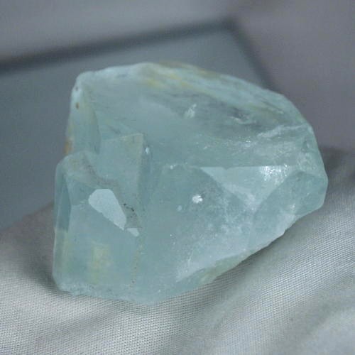 Huge Terminated Aquamarine Crystal Pakistan 275ct  Litnon.com
