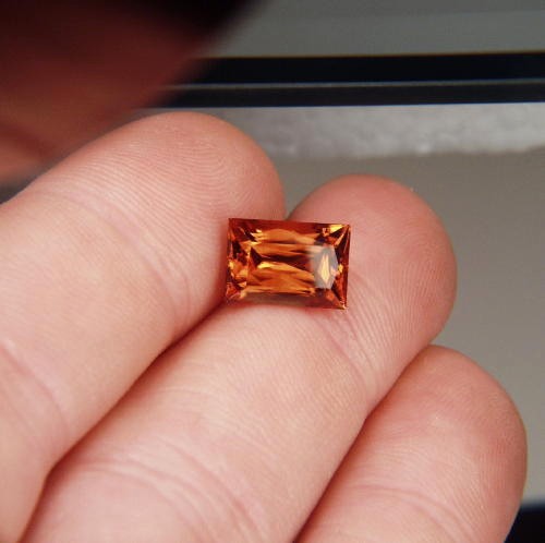 Color Cut and Fire New Find Gem Zircon Tanzania 5.5ct  Litnon.com